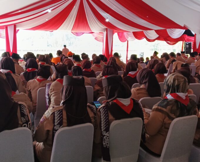 Kebodohan yang Sesungguhnya: Ketika Kesombongan Menjadi Pakaian